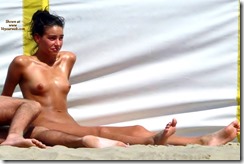 nudist-beach-topless-nude-251003 (1)